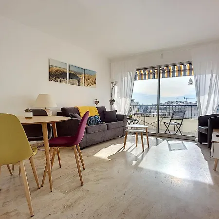 2 Pieces - Etrier Vue Mer Cannes
